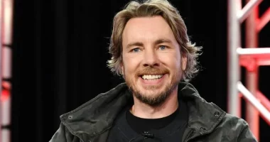 Dax Shepard Jokes About Wearing Socks at Pool After Toe Surgery Mishap