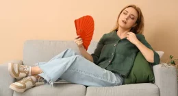 Stop Hot Flashes Quickly with These Proven Natural Tips and Tricks