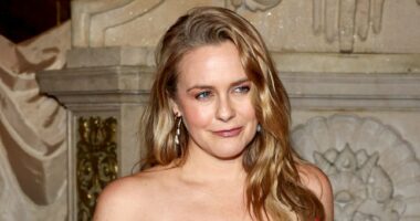 Alicia Silverstone Rejects Botox, Embraces Aging Naturally at 48
