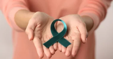 Ovarian Cancer Symptoms: Signs Women Often Overlook Early