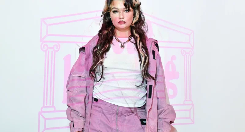 Lola Young cancels festival performance